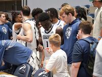 North Florida Ospreys Triumph Over Maine Black Bears in 2023-24 Season Matchup