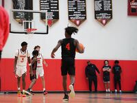 Sagemont Lions Dominate Stranahan Mighty Dragons in Non-Conference Matchup