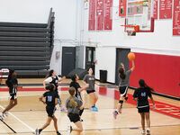 Lauryn Pumphrey Solomon Shines in 5th Grade Miami Suns Matchup