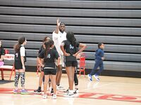 Lauryn Pumphrey Solomon Shines in 5th Grade Miami Suns Matchup
