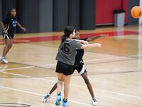 Lauryn Pumphrey Solomon Shines in 5th Grade Miami Suns Matchup