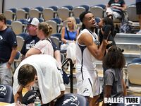UNF Ospreys vs Charleston Southern – Game Day Photo Set